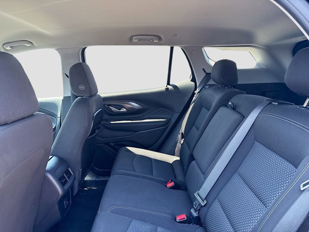 Used 2023 GMC Terrain SLE w/ Driver Convenience Package FWD image 21