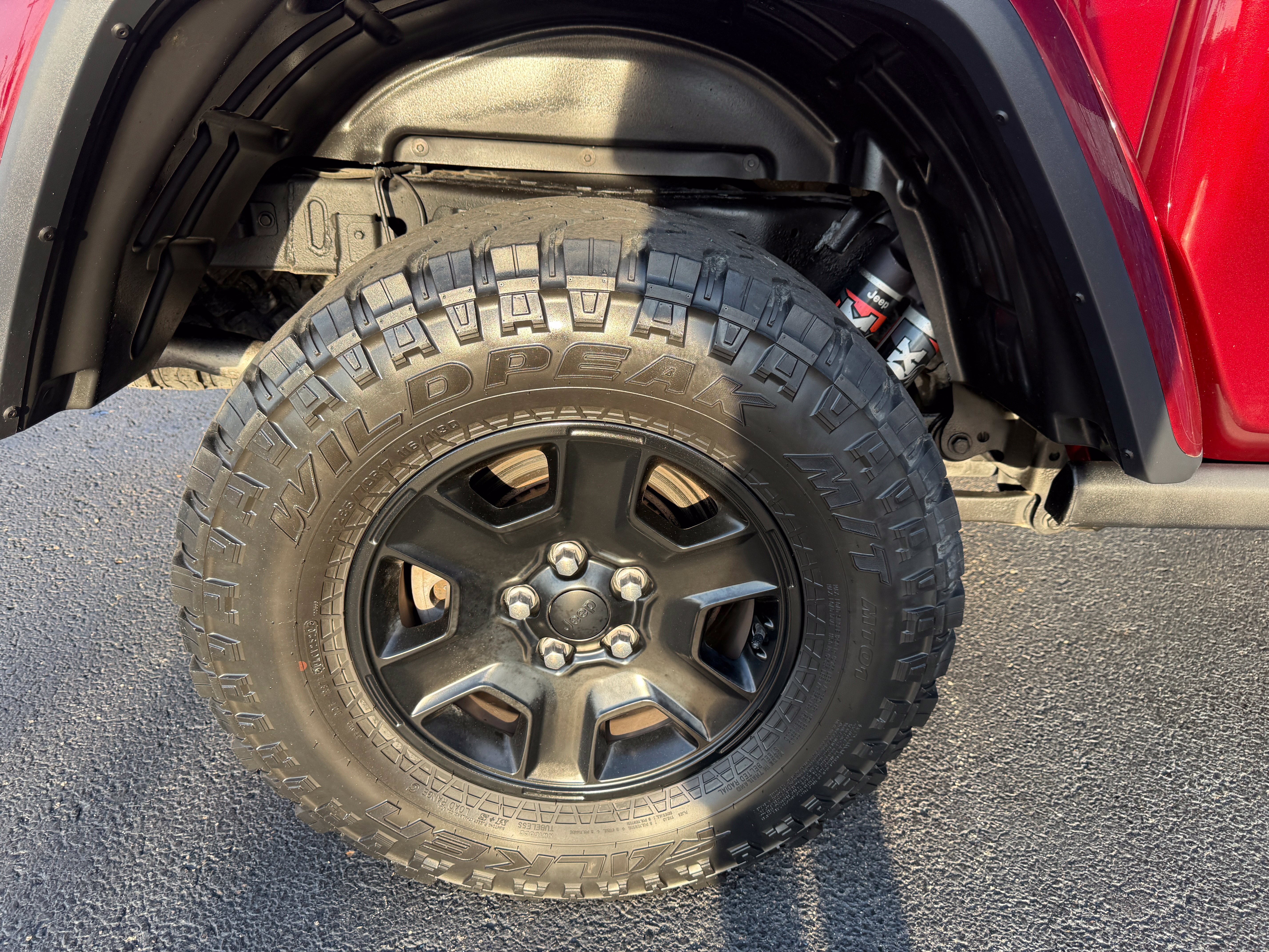 Used 2021 Jeep Gladiator Mojave w/ Cold Weather Group AWD/4WD image 19