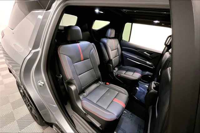 Used 2026 Chevrolet Traverse RS image 26