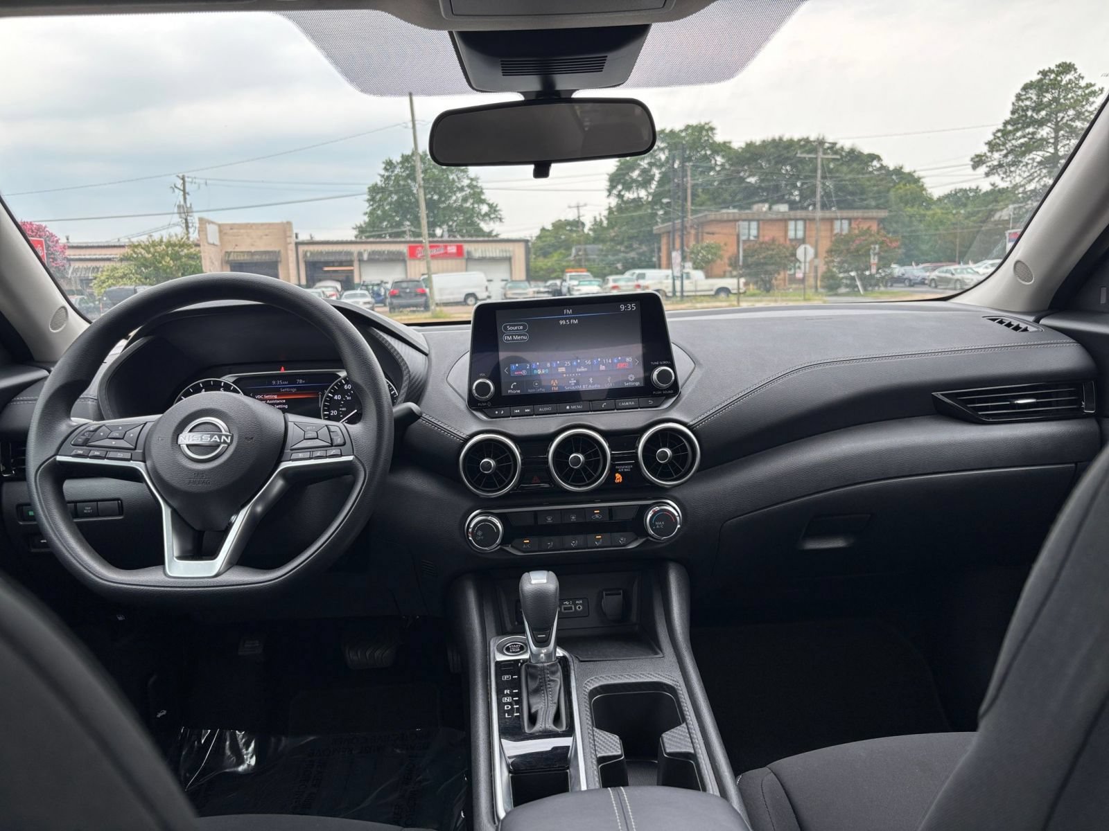 Used 2025 Nissan Sentra SV FWD image 26