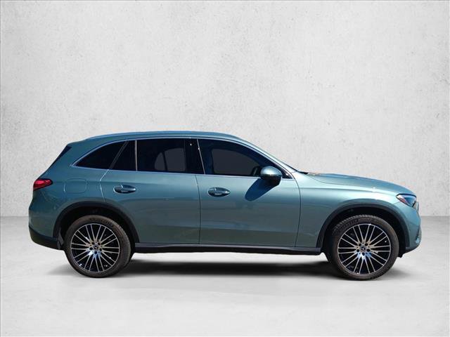Certified 2025 Mercedes-Benz GLC 300 image 4