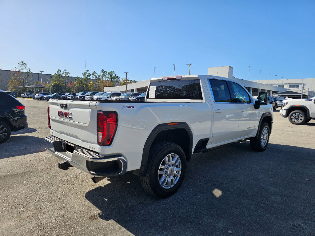 Used 2023 GMC Sierra 2500 SLE w/ SLE Convenience Package image 6