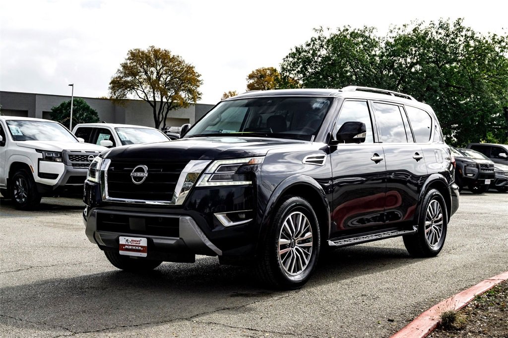 Used 2023 Nissan Armada SL w/ Captain's Chairs Package image 9