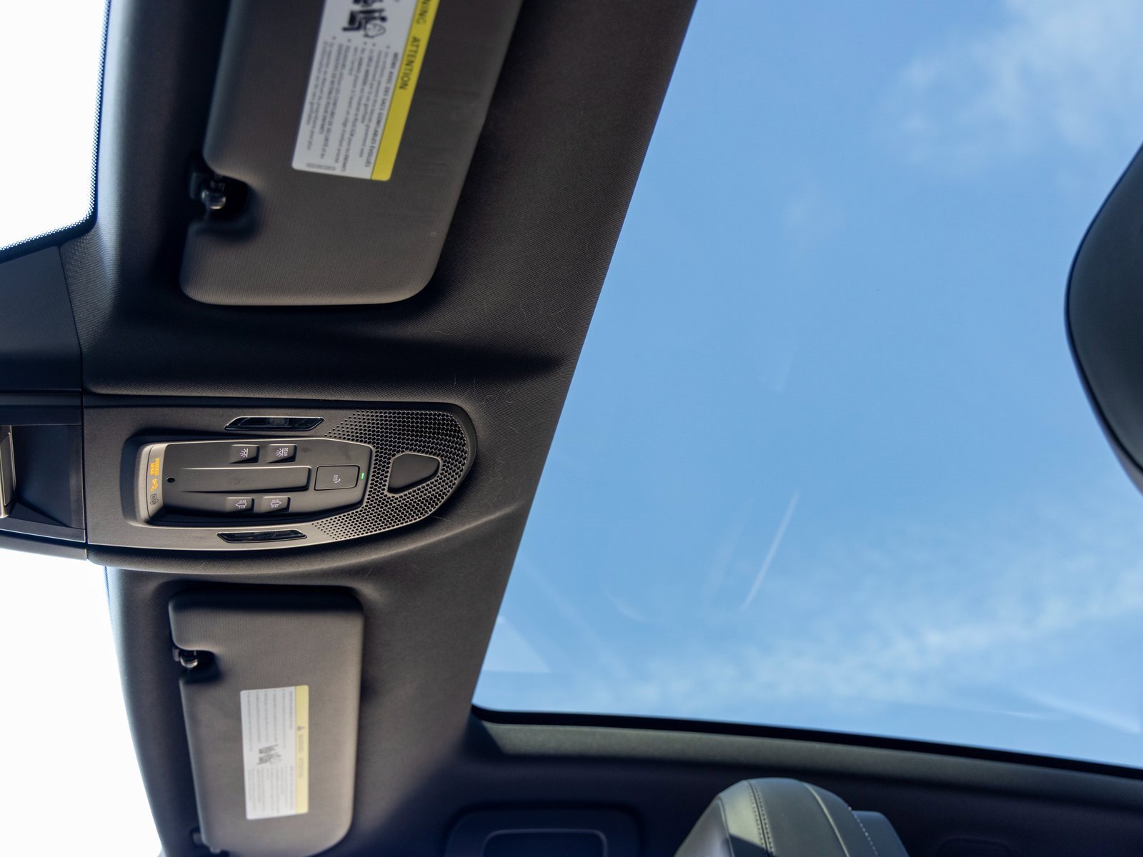 Certified 2025 Porsche Cayenne Coupe image 28