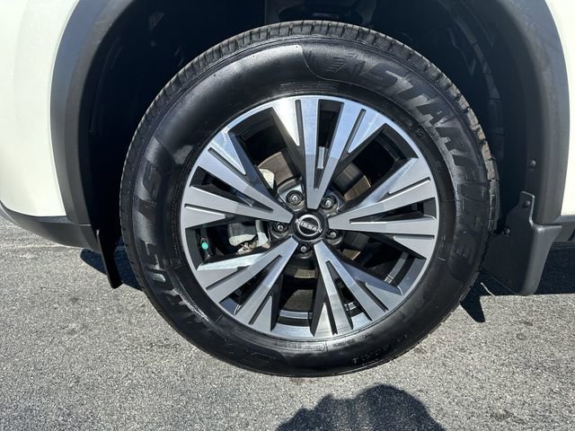 Certified 2023 Nissan Rogue SV image 8