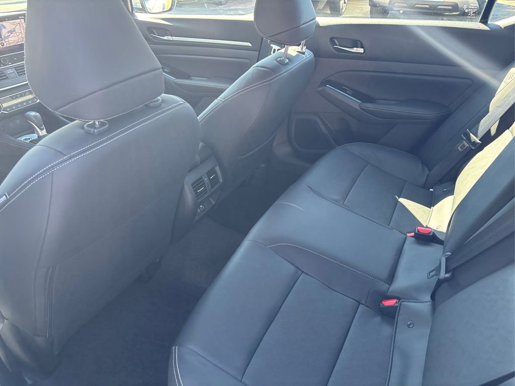 New 2025 Nissan Altima 2.5 SL image 18