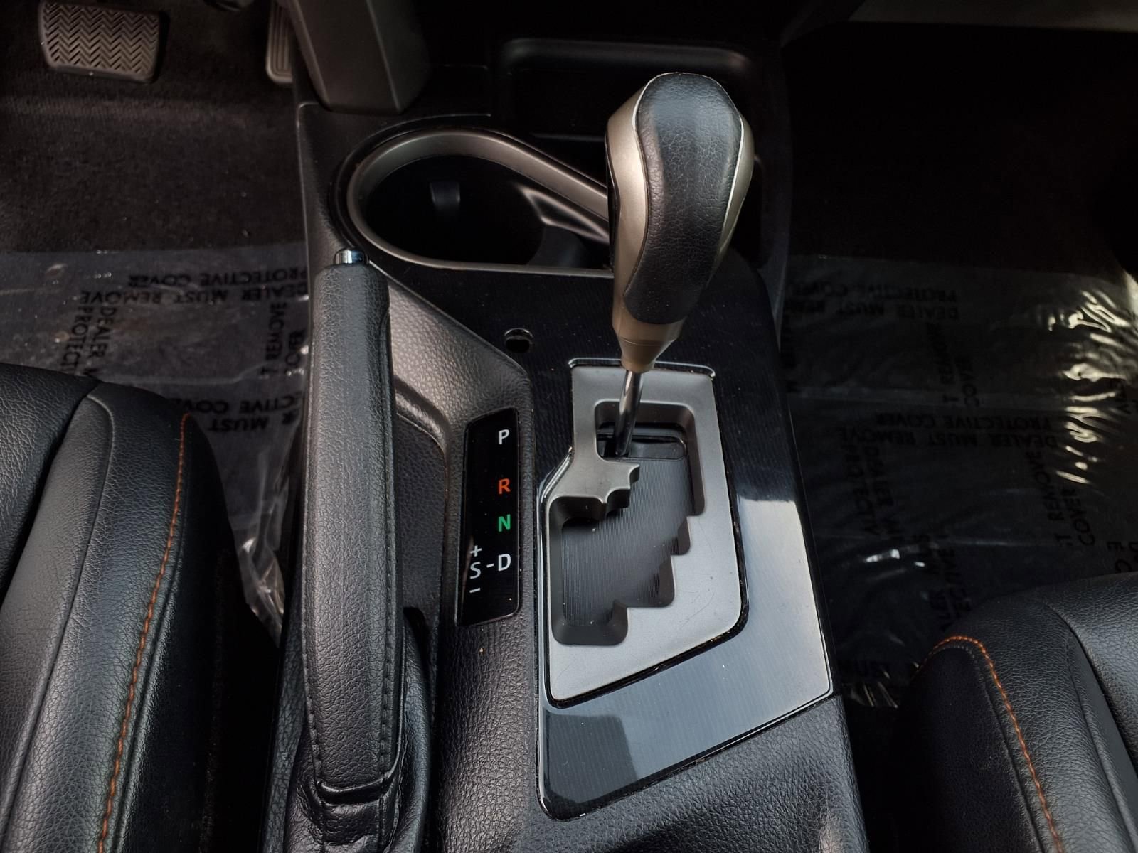 Used 2016 Toyota RAV4 SE image 11