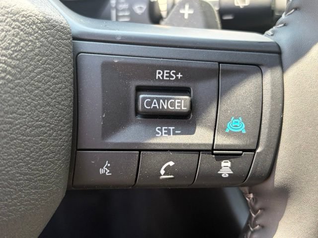 Certified 2026 Nissan Rogue SV FWD image 17