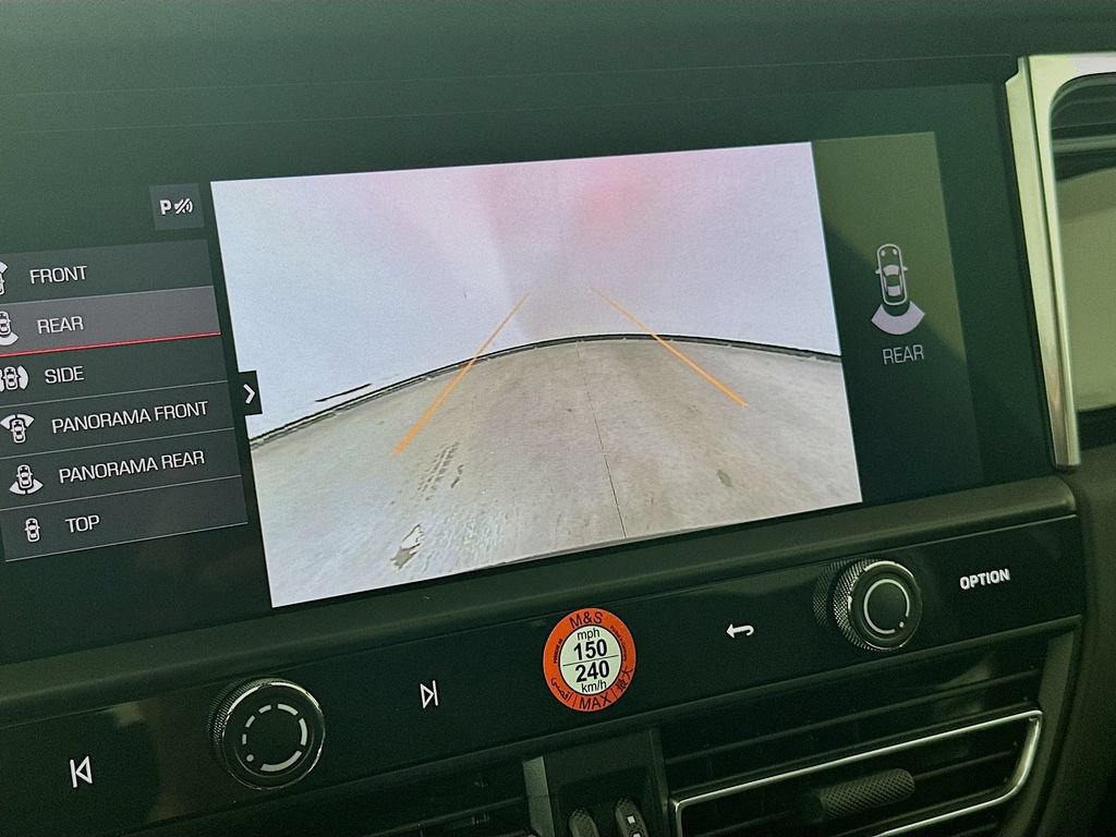 New 2025 Porsche Macan AWD/4WD image 17