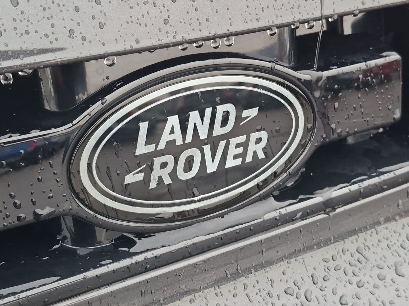 New 2026 Land Rover Defender 110 X-Dynamic SE AWD/4WD image 11