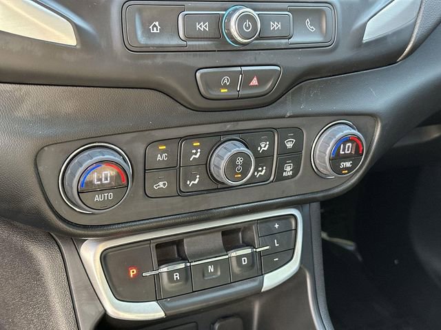 Used 2023 GMC Terrain SLE w/ Driver Convenience Package image 36