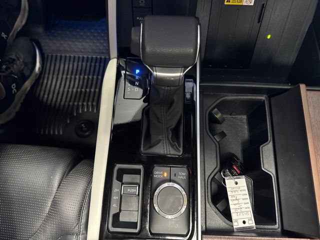 Used 2023 Toyota Sequoia Capstone AWD/4WD image 11