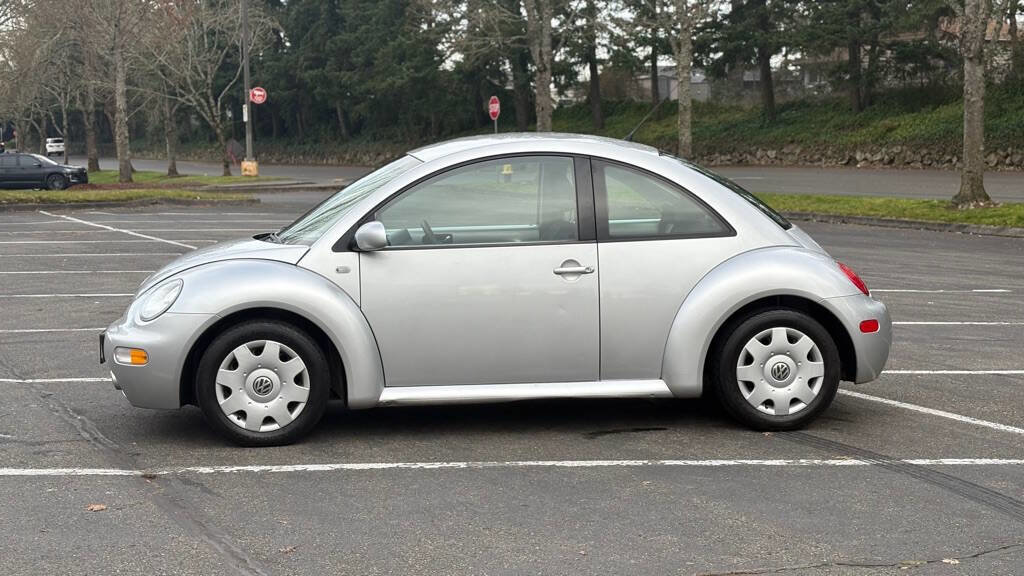 Used 2001 Volkswagen Beetle GLS image 2