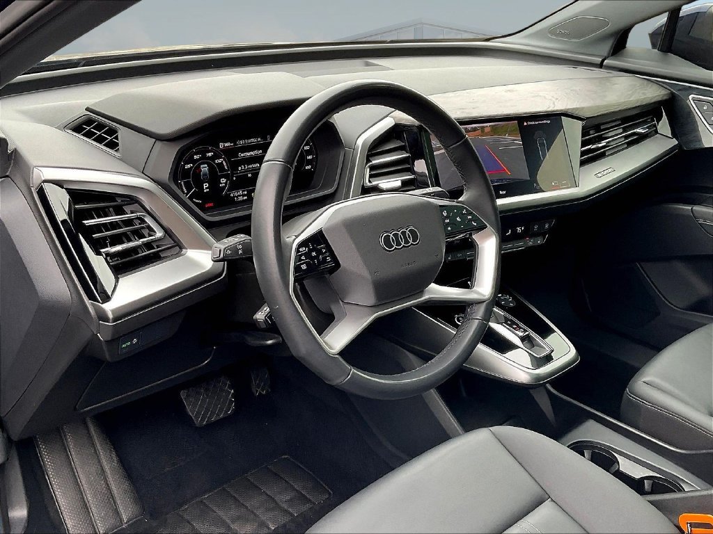Used 2024 Audi Q4 e-tron Premium Plus AWD/4WD image 18