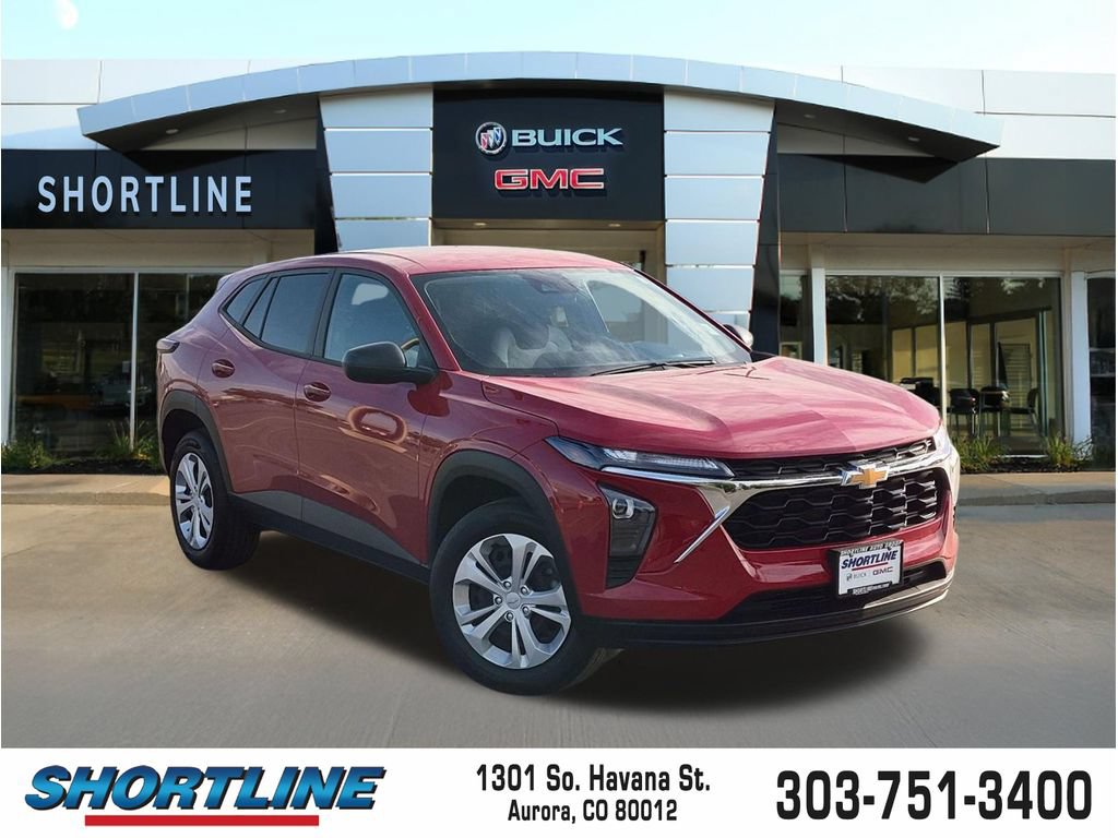 Used 2026 Chevrolet Trax LS FWD image 1