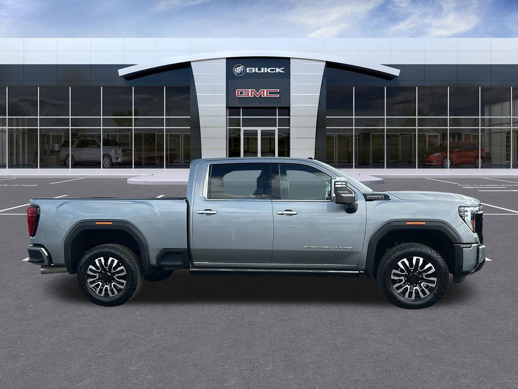 Used 2025 GMC Sierra 2500 Denali Ultimate AWD/4WD image 7