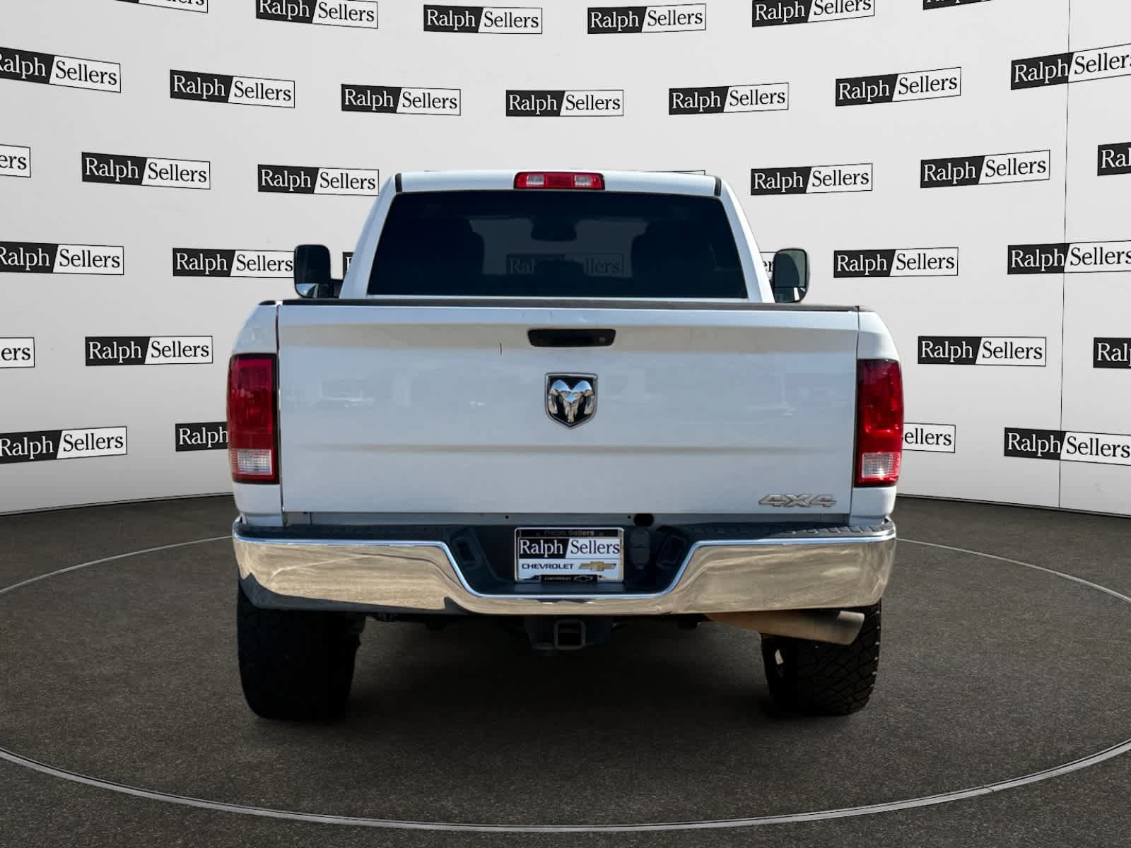 Used 2018 RAM 2500 Tradesman w/ Chrome Appearance Group AWD/4WD image 5
