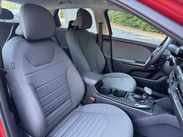 Used 2025 Kia K4 EX FWD image 31