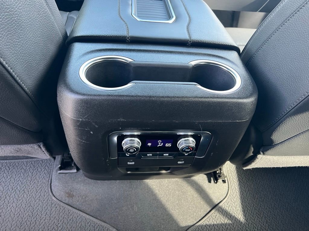 Used 2024 GMC Yukon Denali image 21