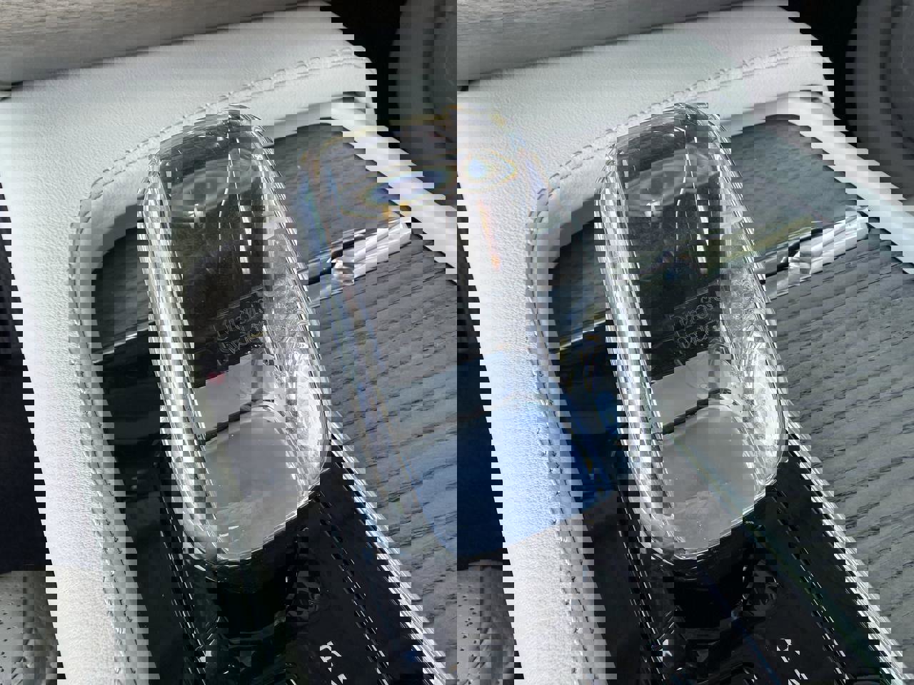 Used 2023 Volvo XC90 T8 Ultimate image 29