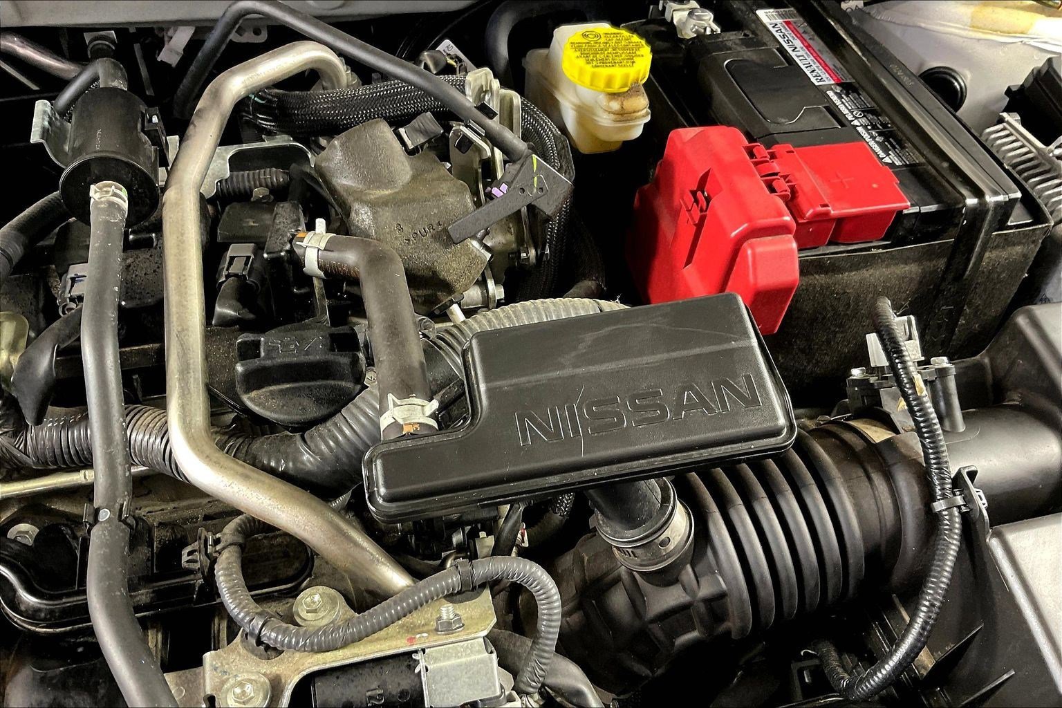 Used 2024 Nissan Sentra SV w/ SV Premium Package FWD image 31