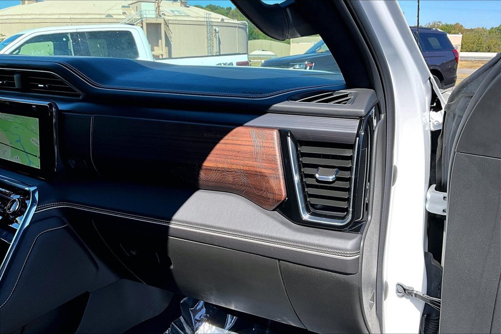 Used 2023 GMC Sierra 1500 Denali Ultimate AWD/4WD image 29