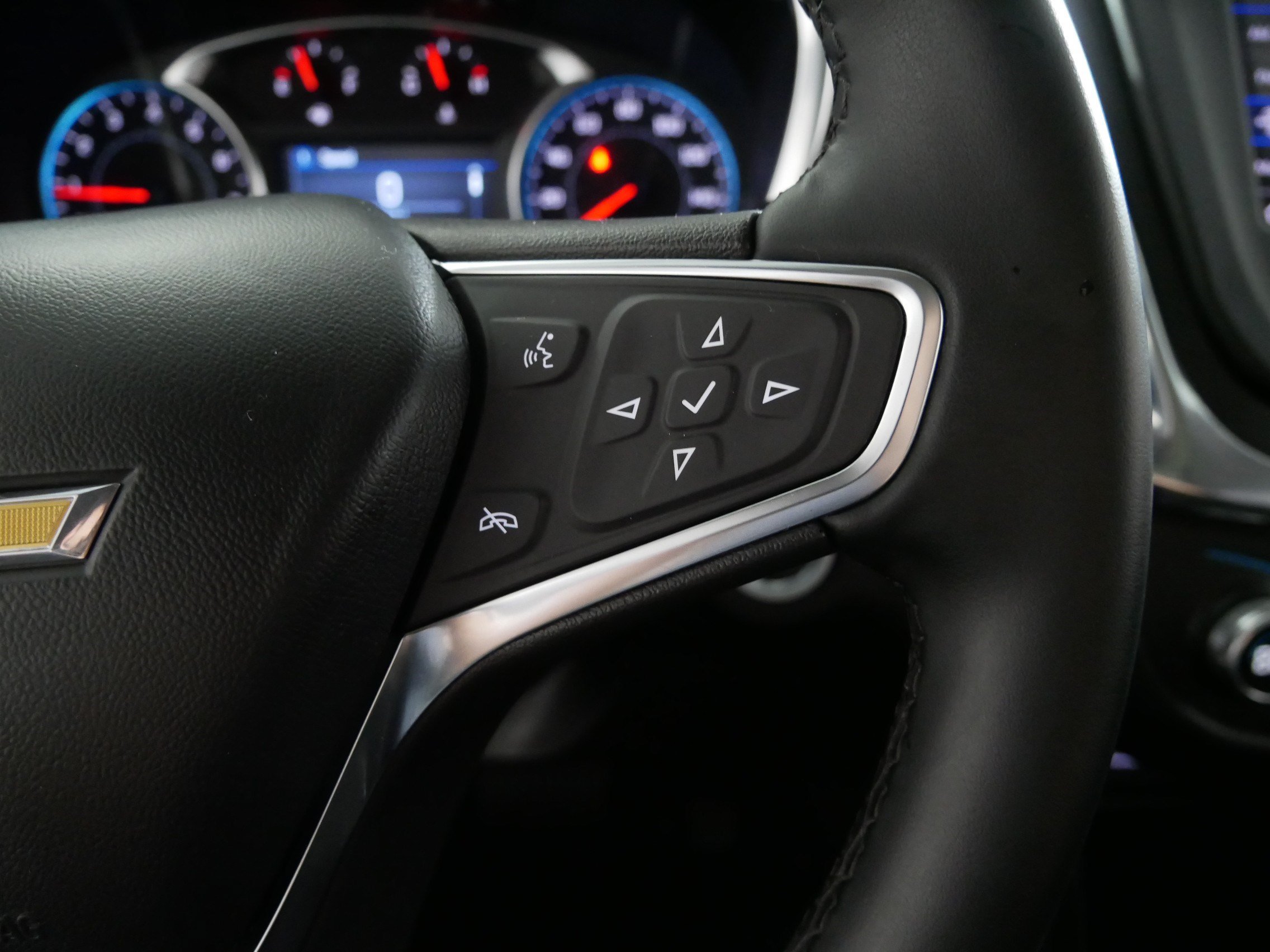 Used 2024 Chevrolet Equinox LT AWD/4WD image 28