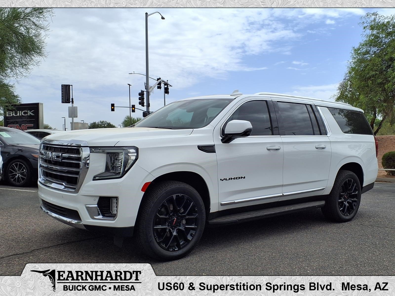 Used 2023 GMC Yukon XL SLT w/ SLT Premium Package