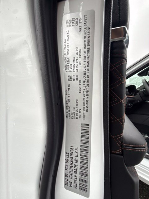New 2027 Jeep Grand Cherokee Summit AWD/4WD image 16