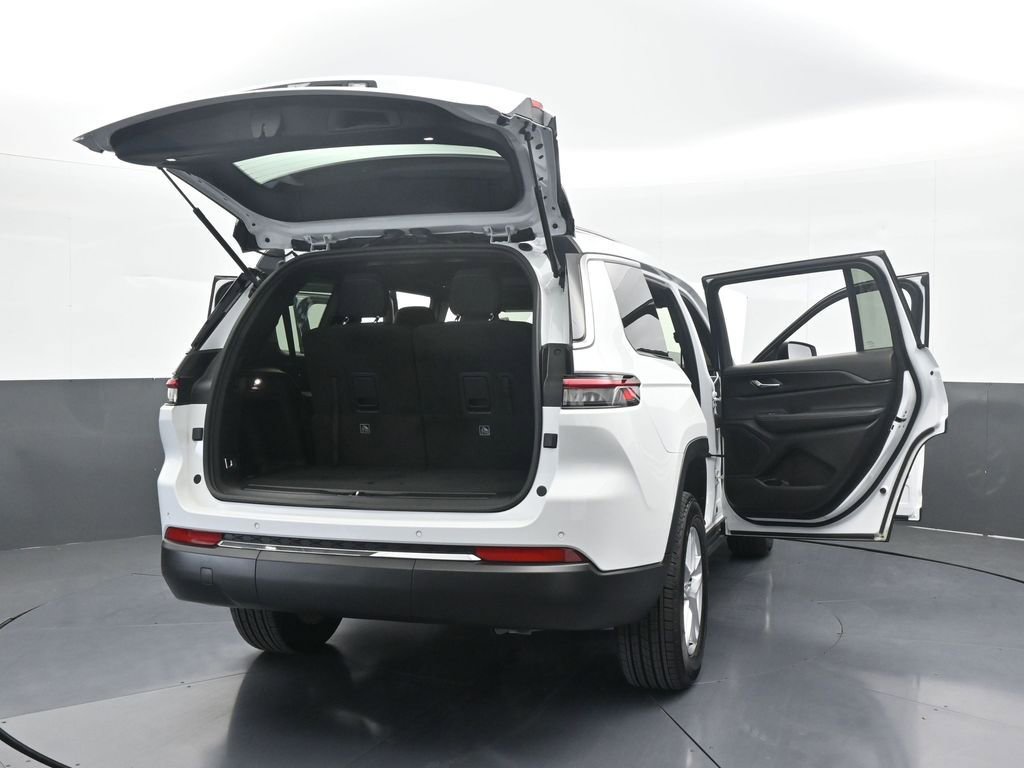 Used 2024 Jeep Grand Cherokee L Laredo image 74