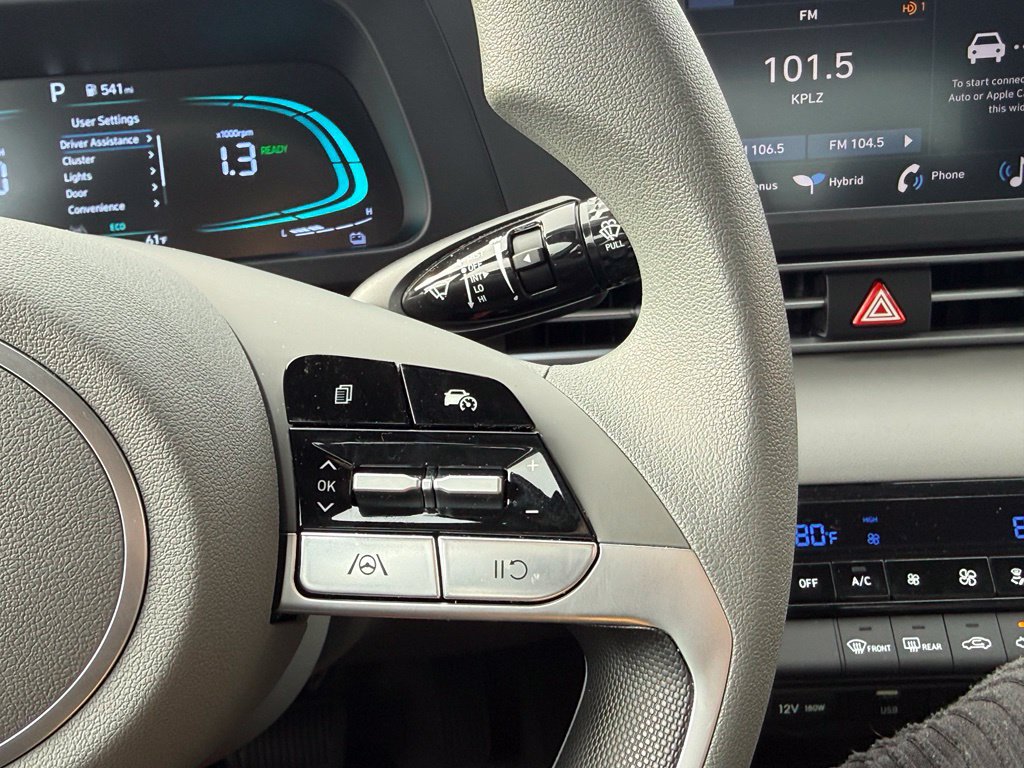 Certified 2026 Hyundai Elantra Hybrid FWD image 28