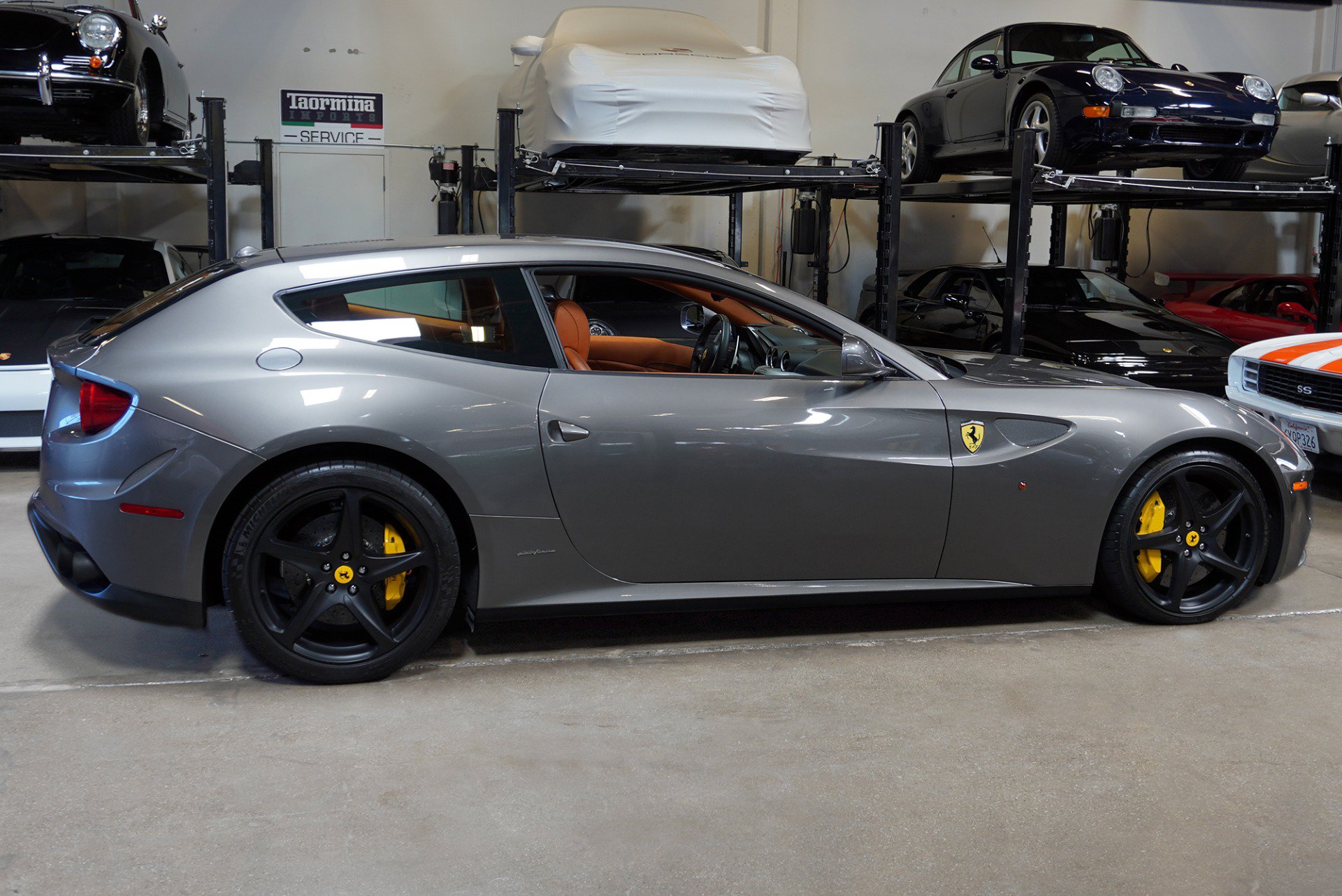 Used 2012 Ferrari FF AWD/4WD image 8