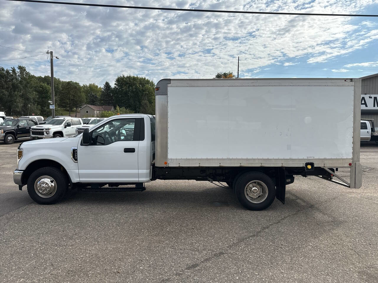 Used 2018 Ford F350 XL w/ XL Value Package image 2