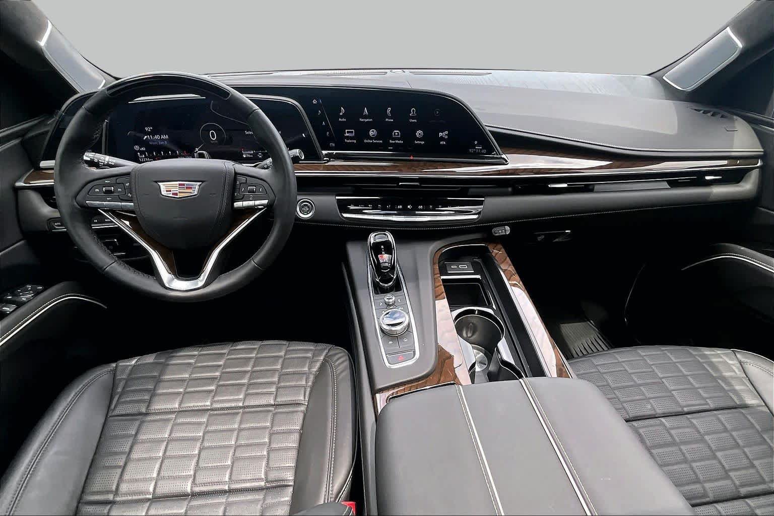 Used 2024 Cadillac Escalade Sport Platinum w/ Heavy-Duty Trailer Package AWD/4WD image 15