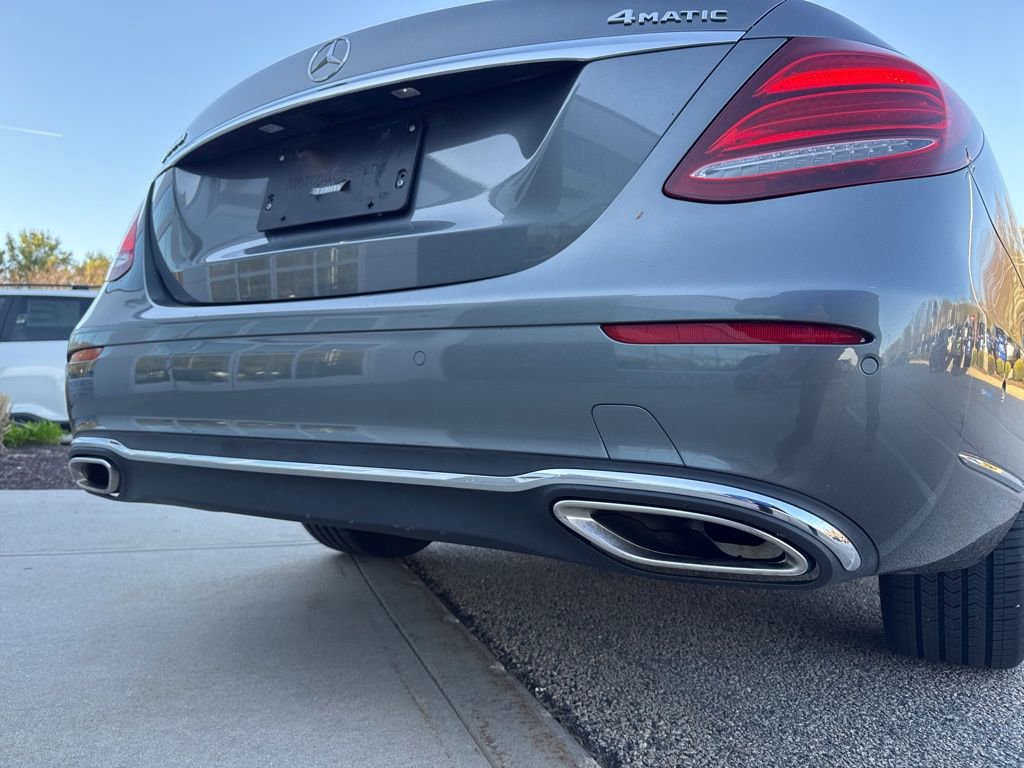 Used 2018 Mercedes-Benz E 300 4MATIC image 23