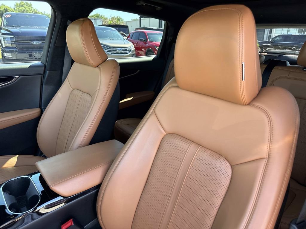 Used 2023 Lincoln Nautilus Black Label AWD/4WD image 22