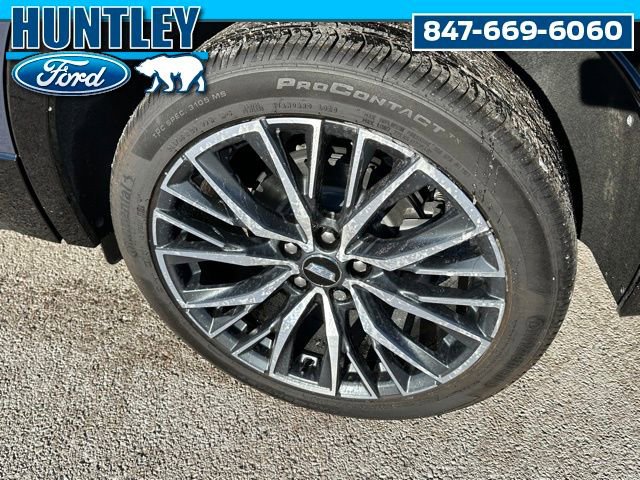 Used 2024 Cadillac XT4 Sport image 8