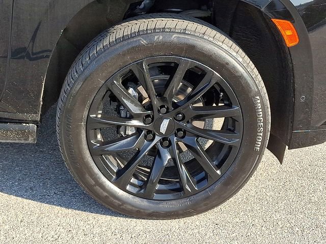 Used 2024 Cadillac Escalade ESV Sport w/ LPO, ONYX Package image 8