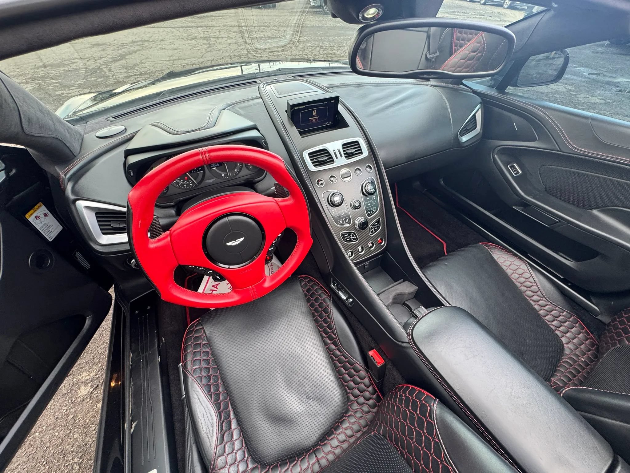 Used 2014 Aston Martin Vanquish Volante RWD image 19