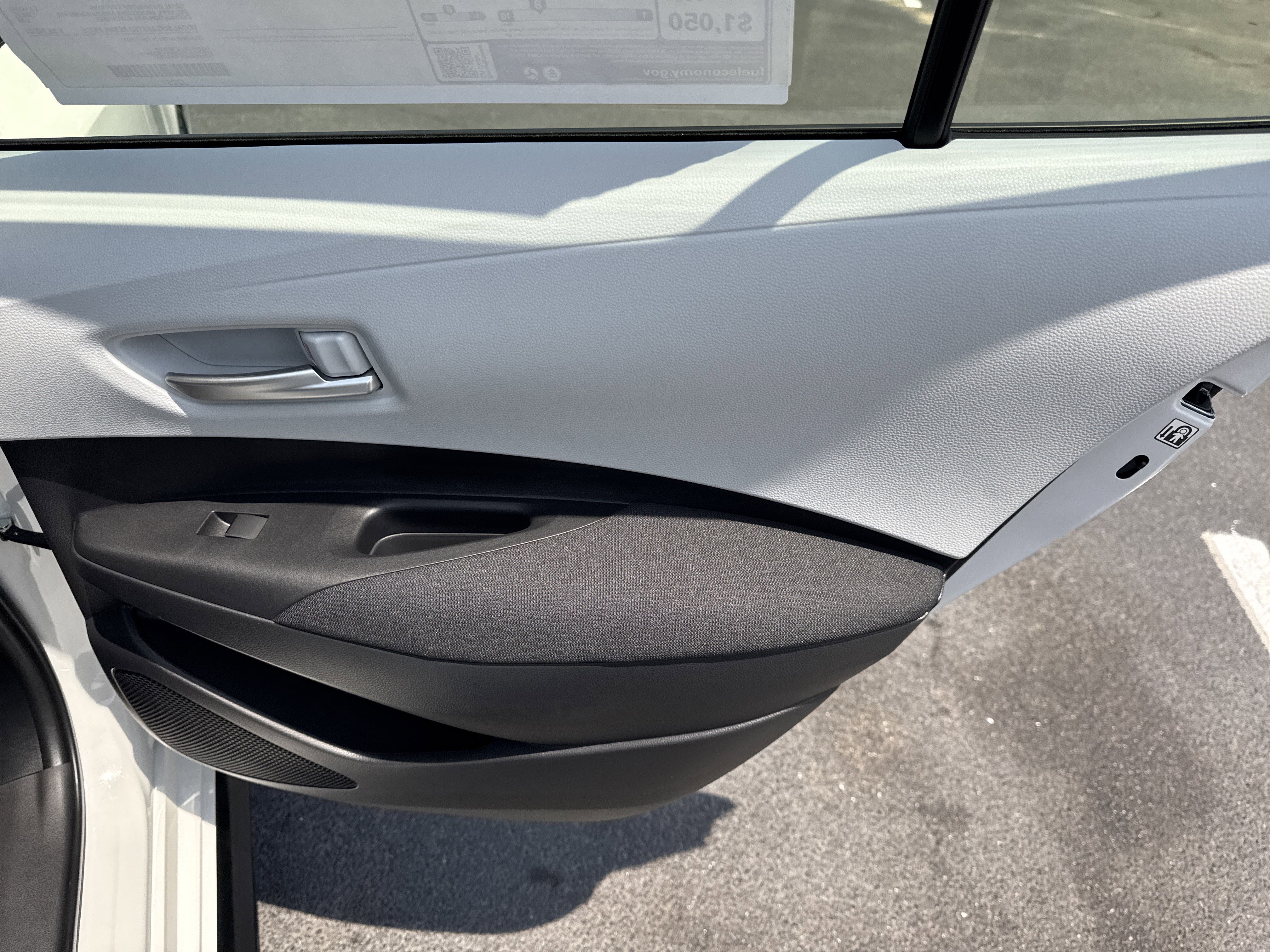 New 2026 Toyota Corolla SE FWD image 32