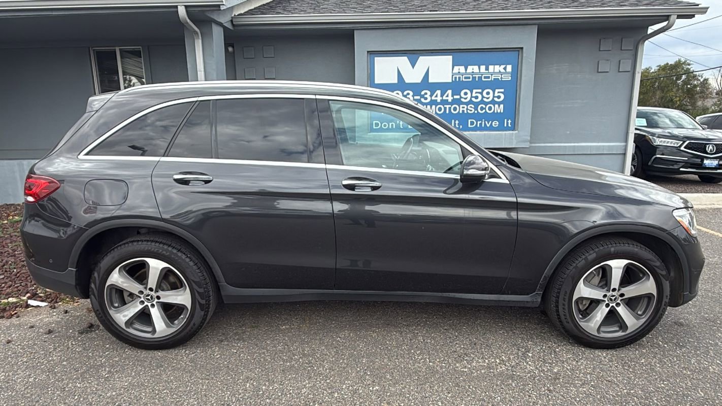 Used 2022 Mercedes-Benz GLC 300 4MATIC image 10