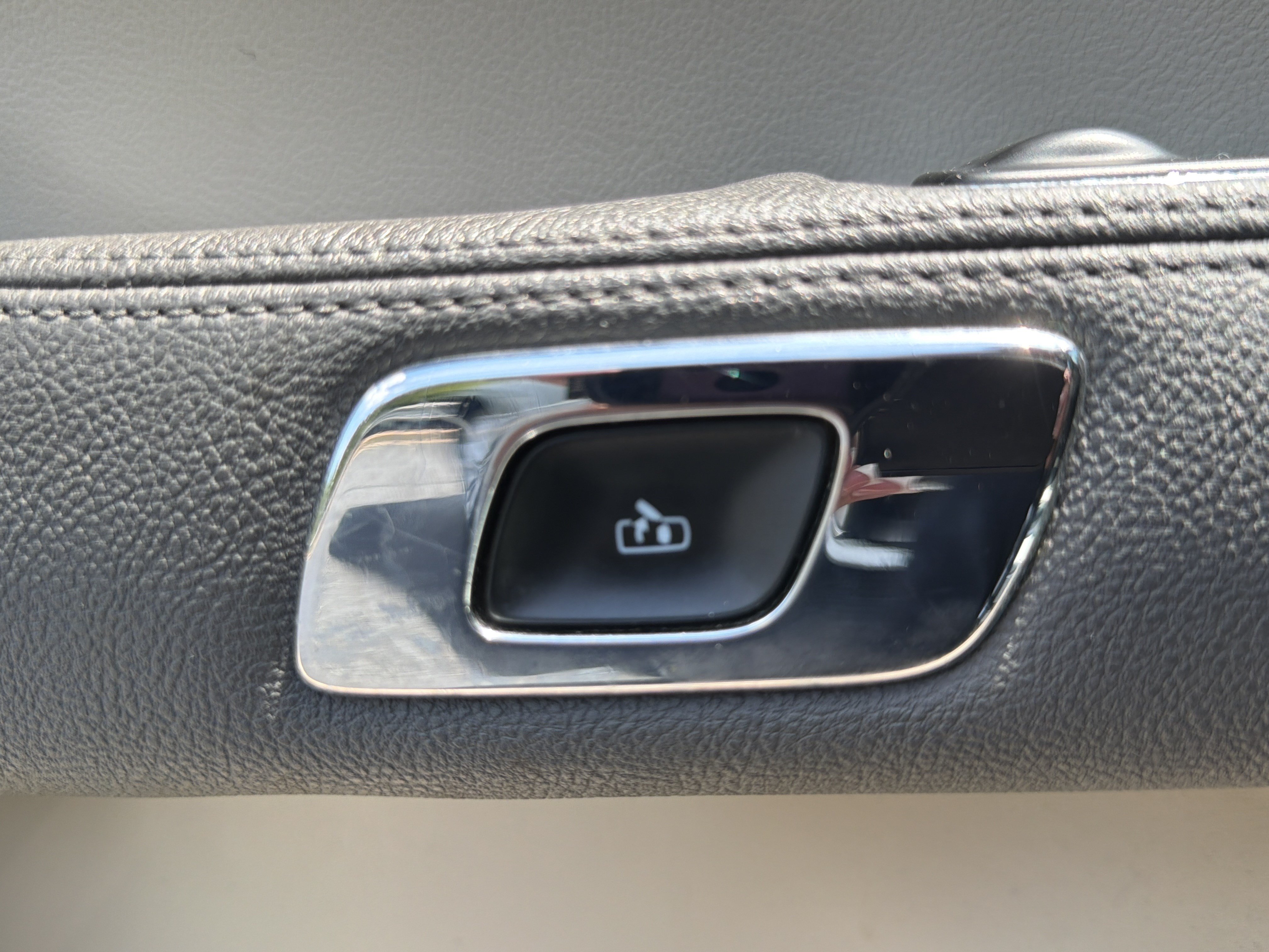 Used 2019 Lincoln Continental Select FWD image 30