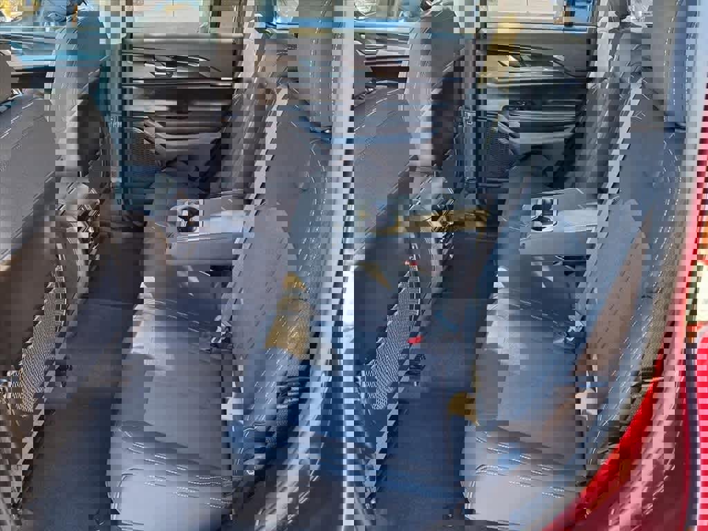 Used 2023 Jeep Grand Cherokee Laredo w/ Luxury Tech Group I image 10