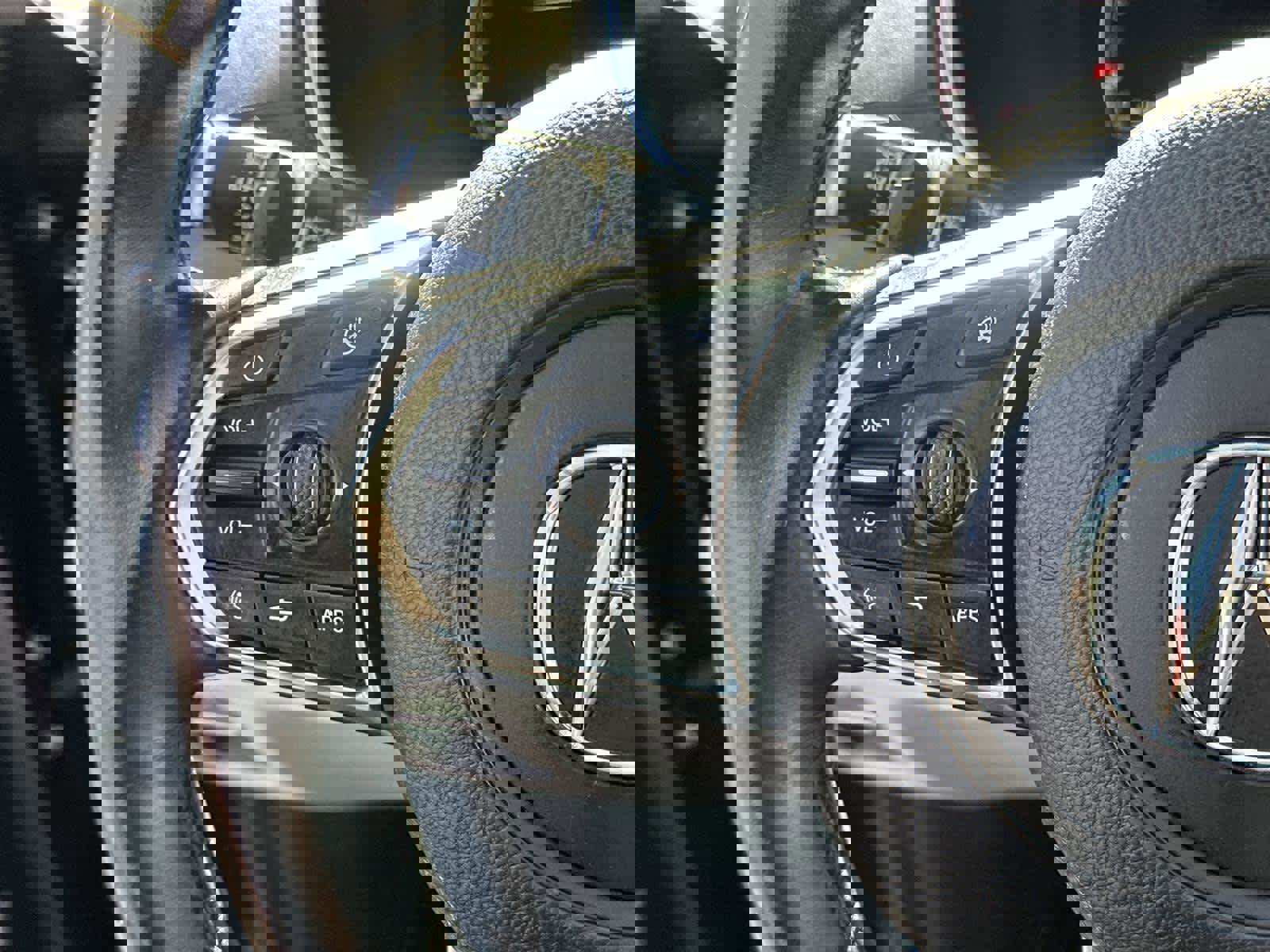 Certified 2022 Acura MDX SH-AWD w/ Advance Package image 24