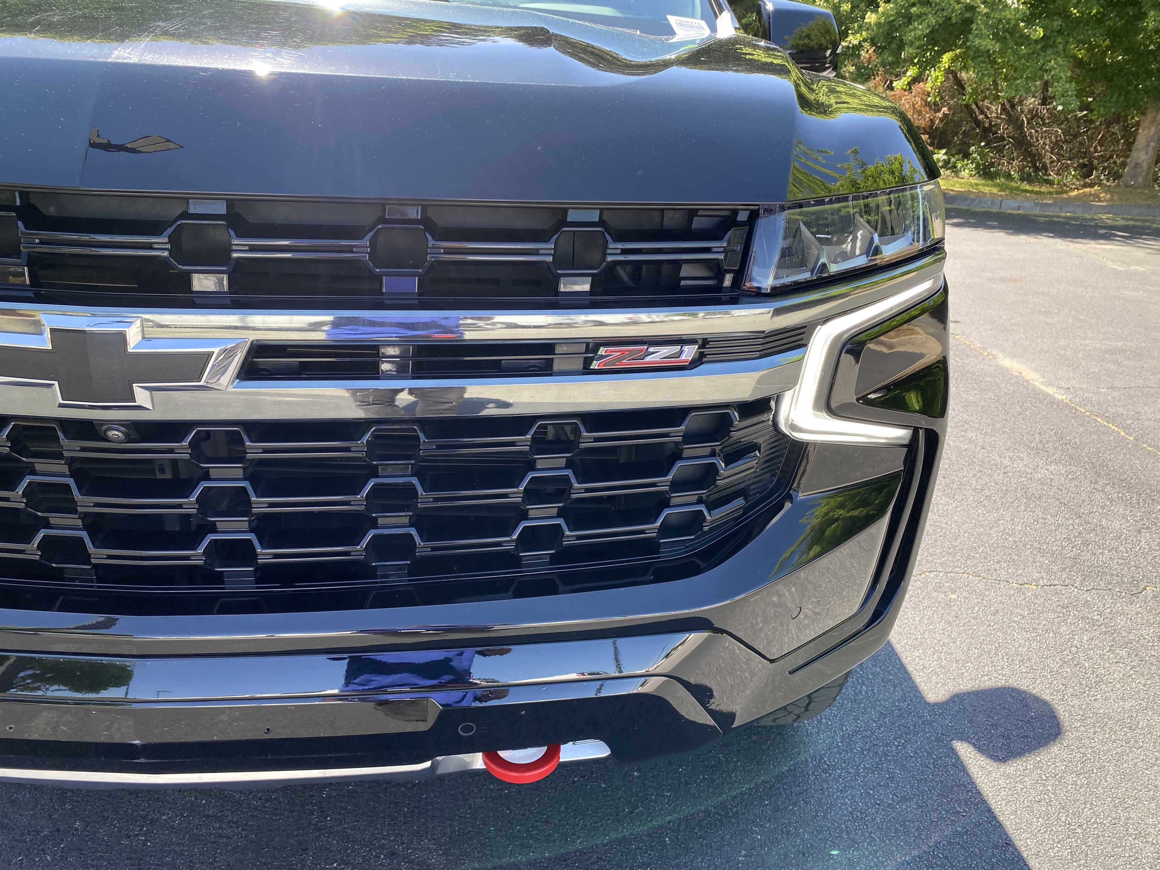 Used 2021 Chevrolet Suburban Z71 w/ Z71 Off-Road Package AWD/4WD image 14
