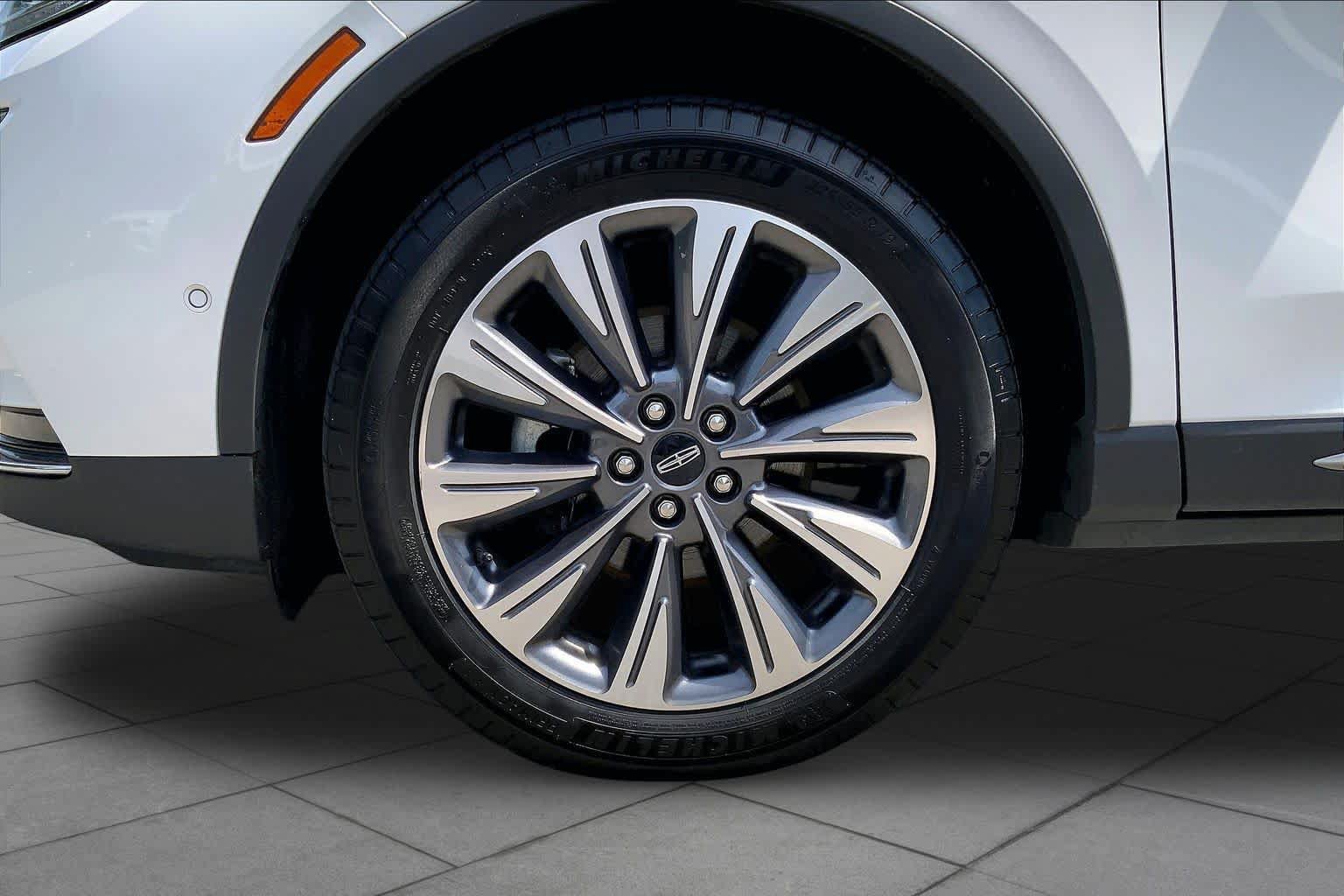Used 2022 Lincoln Corsair Reserve w/ Equipment Group 201A AWD/4WD image 11