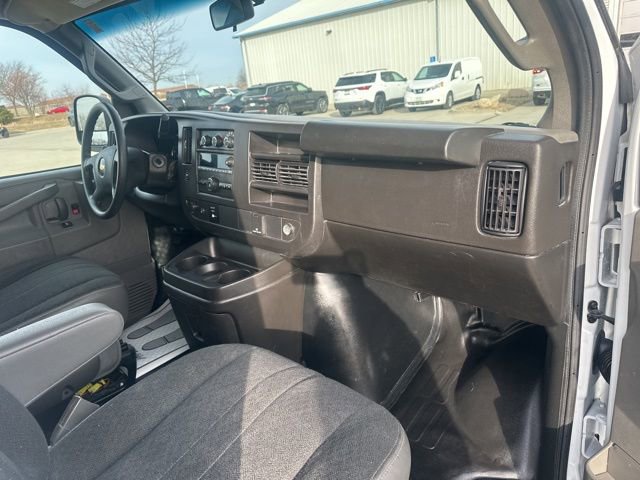 Used 2024 Chevrolet Express 2500 Work Van w/ Driver Convenience Package image 18
