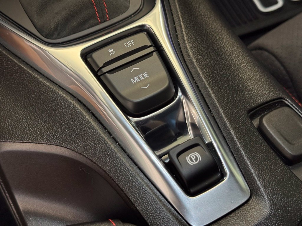 Used 2023 Chevrolet Camaro ZL1 RWD image 28