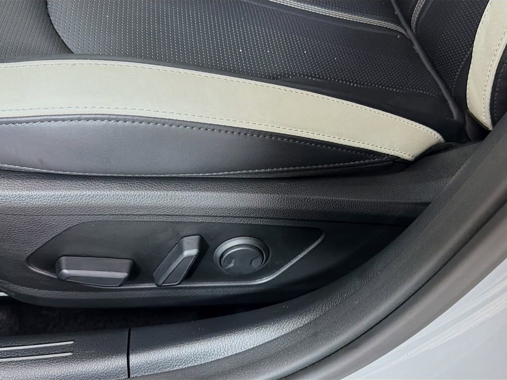 Used 2025 Kia K5 GT-Line image 22