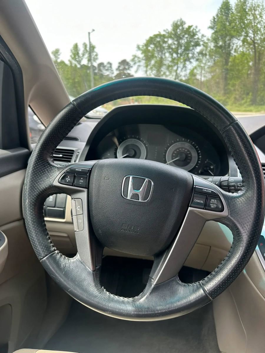 Used 2011 Honda Odyssey EX-L image 18